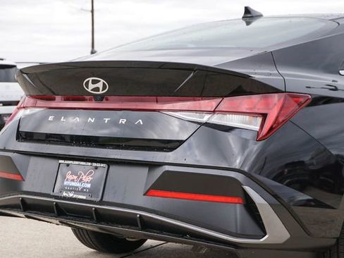 New 2026 Hyundai Elantra SEL Sport Premium w/ Cargo Package FWD image 5