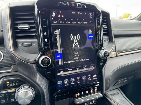 Used 2021 RAM 1500 Limited w/ Night Edition image 13