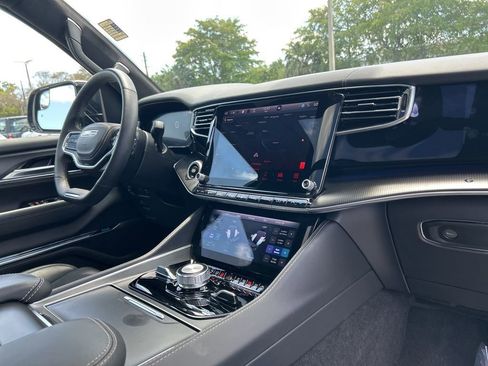 Used 2024 Jeep Grand Wagoneer Series II w/ Quick Order Packagew 28T image 27