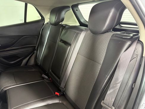 Used 2019 Buick Encore Preferred w/ Safety Package FWD image 20