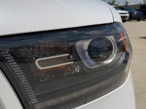 Used 2018 Dodge Durango GT w/ Technology Group AWD/4WD image 9