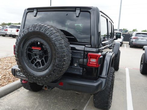Used 2018 Jeep Wrangler Unlimited Rubicon AWD/4WD image 7