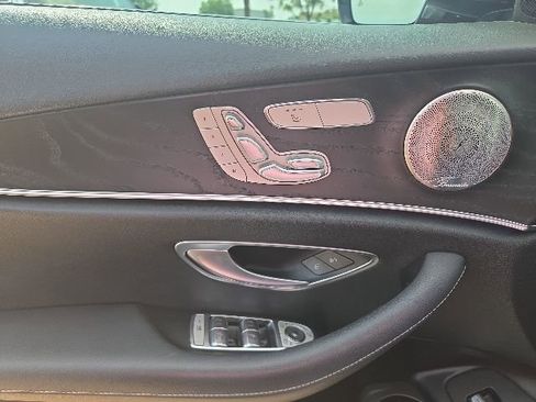 Used 2022 Mercedes-Benz E 350 Sedan image 12