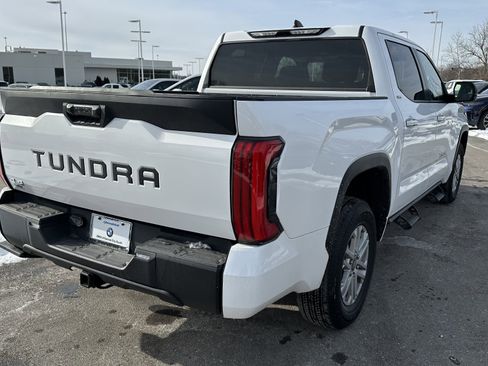 Used 2025 Toyota Tundra SR5 w/ SR5 Premium Package image 38