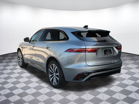 Used 2025 Jaguar F-PACE R-Dynamic S image 3