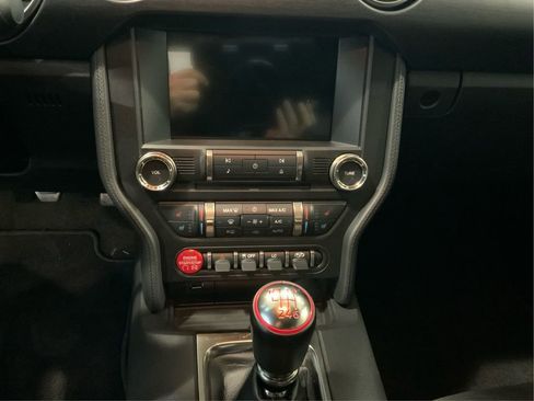 Used 2016 Ford Mustang Shelby GT350 w/ Technology Package image 28