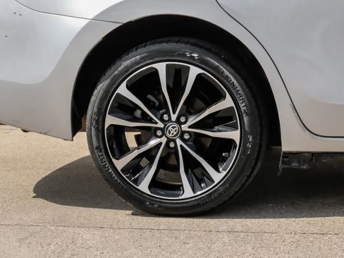 Used 2017 Toyota Corolla SE FWD image 50