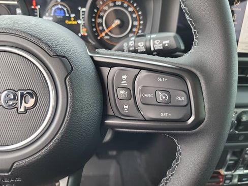 New 2026 Jeep Wrangler Unlimited Rubicon image 19