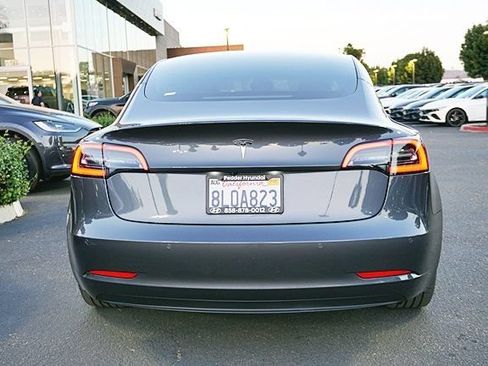 Used 2019 Tesla Model 3 Mid Range RWD image 5