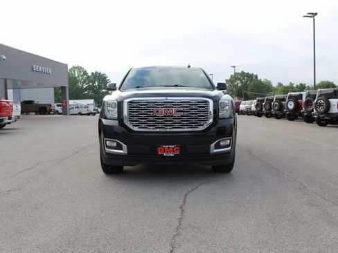 Used 2019 GMC Yukon Denali w/ Denali Ultimate Package AWD/4WD image 8