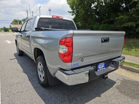 Used 2016 Toyota Tundra SR5 AWD/4WD image 4