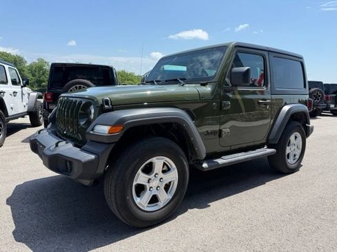 Used 2022 Jeep Wrangler Sport AWD/4WD image 7