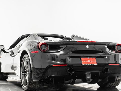 Used 2018 Ferrari 488 Spider image 7