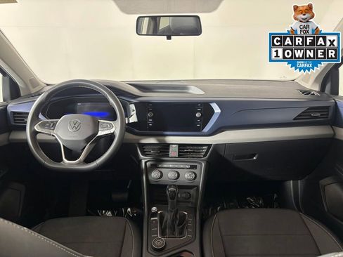 Used 2022 Volkswagen Taos SE image 13