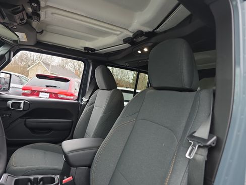New 2026 Jeep Wrangler Unlimited Sport AWD/4WD image 4