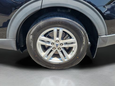 Used 2020 Ford Explorer XLT RWD image 30