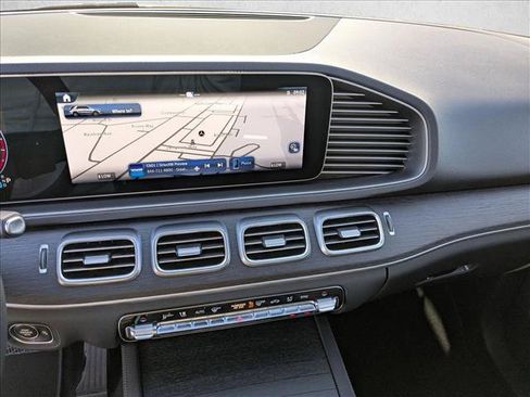 New 2025 Mercedes-Benz GLE 580 4MATIC image 12