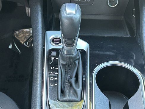 Certified 2022 Nissan Altima 2.5 SV w/ SV Premium Package image 21