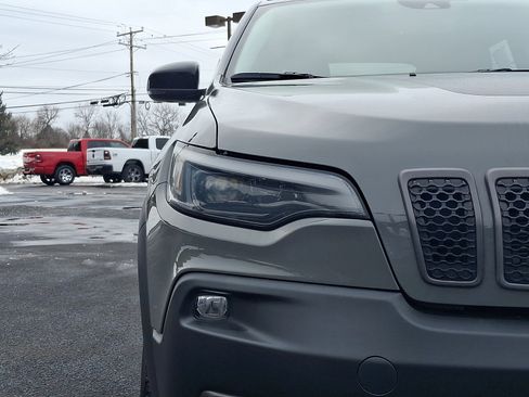 Certified 2022 Jeep Cherokee Trailhawk w/ Sun, Sound & Nav Group image 9