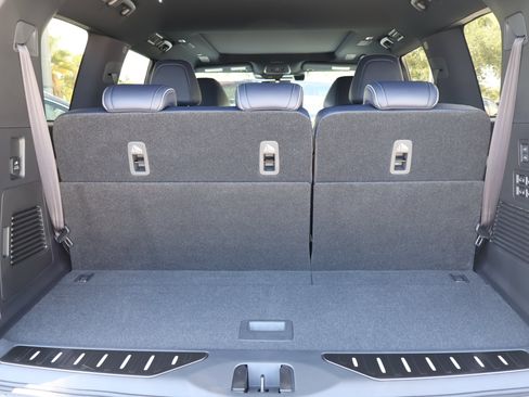Used 2026 INFINITI QX80 4WD image 21