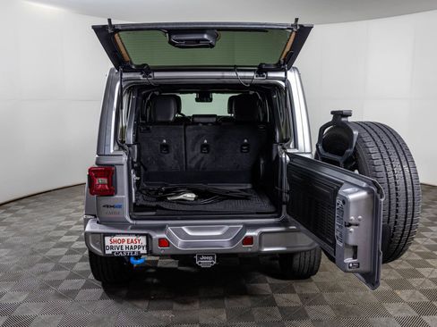 Used 2021 Jeep Wrangler Unlimited Sahara AWD/4WD image 43