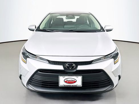Certified 2024 Toyota Corolla LE image 2