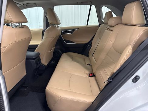 Used 2025 Toyota RAV4 Limited FWD image 11