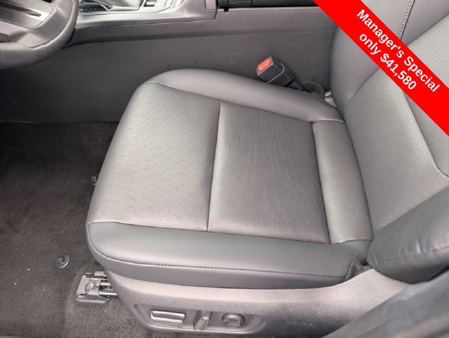 Used 2026 Toyota RAV4 XLE Premium AWD/4WD image 19