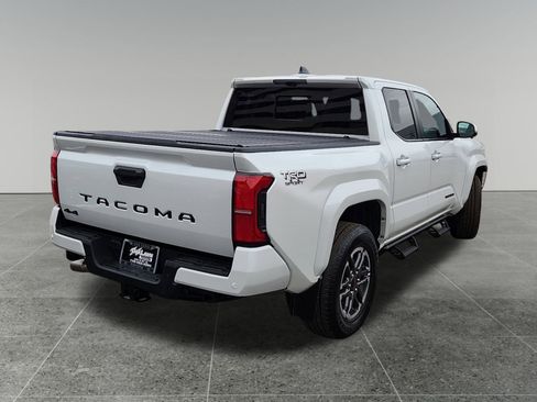Used 2024 Toyota Tacoma TRD Sport image 7