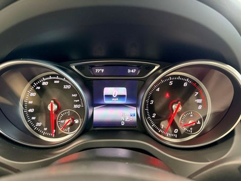 Used 2018 Mercedes-Benz CLA 250 image 41