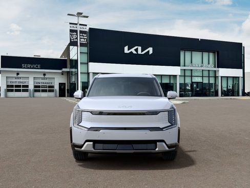 New 2026 Kia EV9 Land image 2