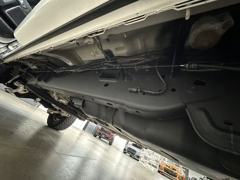Used 2017 Ford F350 Lariat w/ Lariat Ultimate Package AWD/4WD image 38