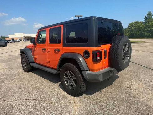 Used 2018 Jeep Wrangler Unlimited Sport S AWD/4WD image 6