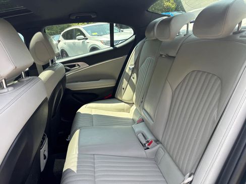 Used 2022 Genesis G70 2.0T w/ Prestige Package image 33