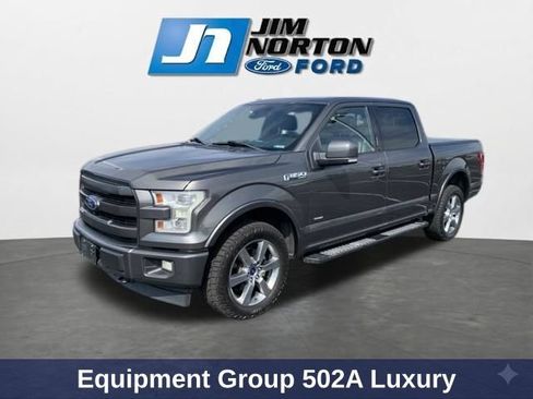 Used 2017 Ford F150 Lariat w/ Equipment Group 502A Luxury AWD/4WD image 4
