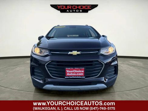 Used 2022 Chevrolet Trax LT w/ LT Convenience Package AWD/4WD image 8