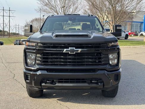 Used 2024 Chevrolet Silverado 2500 Custom w/ Custom Value Package image 26