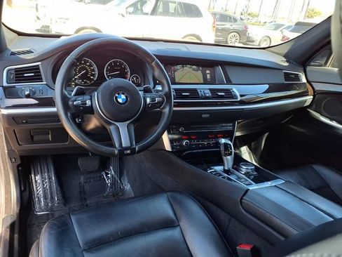 Used 2017 BMW 535i Gran Turismo RWD image 17