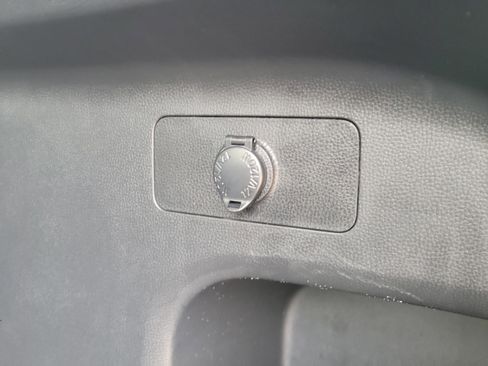 Used 2024 Toyota RAV4 XLE image 7