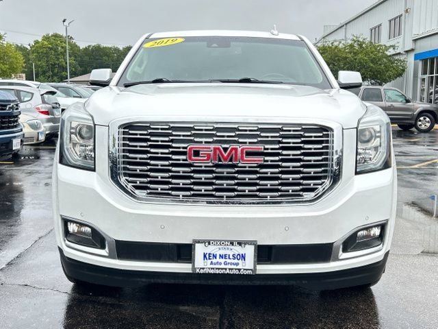 Used 2019 GMC Yukon XL Denali w/ Denali Ultimate Package AWD/4WD image 2