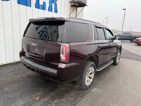 Used 2017 GMC Yukon SLE w/ SLE Value Package image 8