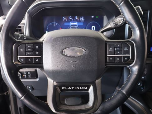 Used 2024 Ford F250 Platinum w/ FX4 Off-Road Package AWD/4WD image 3