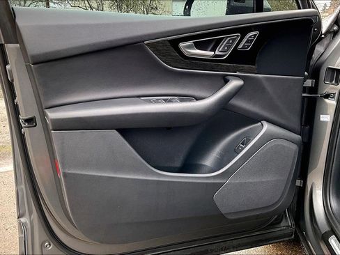 Used 2017 Audi Q7 3.0T Premium Plus image 23