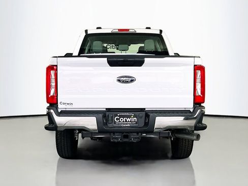 New 2026 Ford F250 XL w/ XL Chrome Package image 24