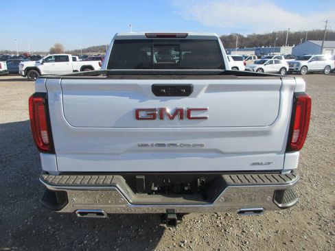 New 2026 GMC Sierra 1500 SLT w/ SLT Premium Plus Package AWD/4WD image 6