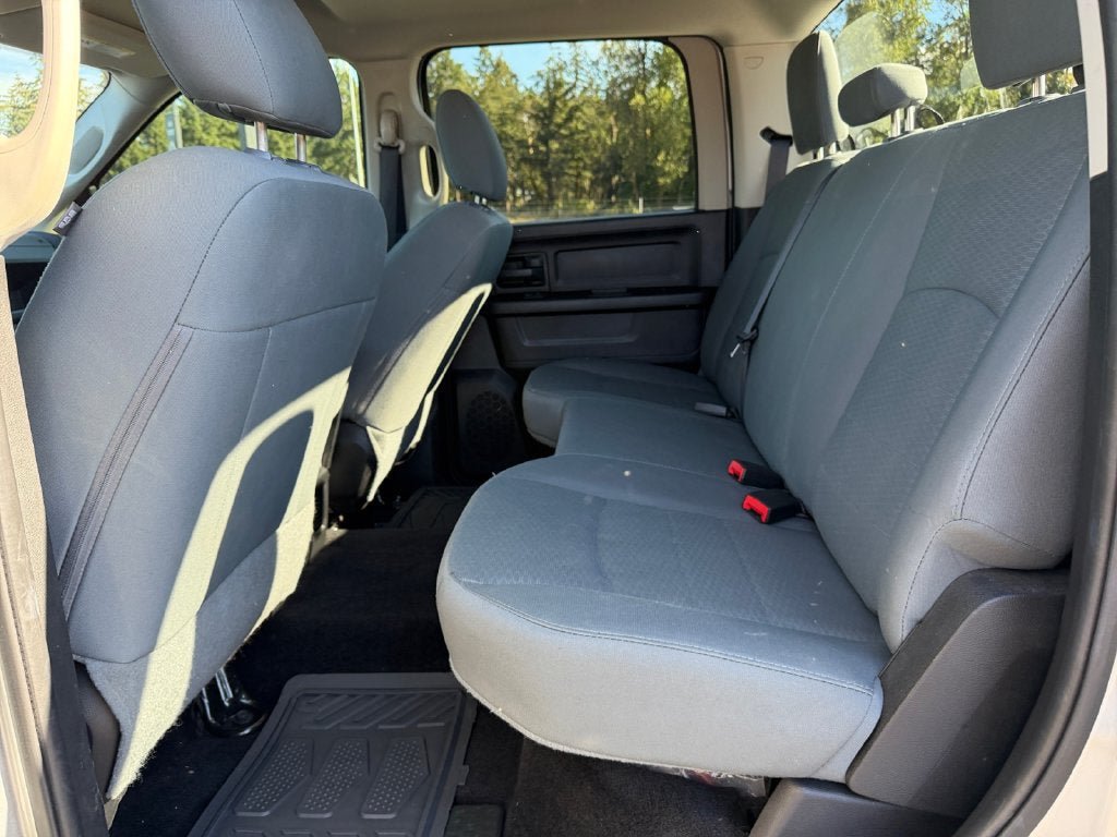 Used 2017 RAM 2500 Tradesman w/ Chrome Appearance Group AWD/4WD image 34