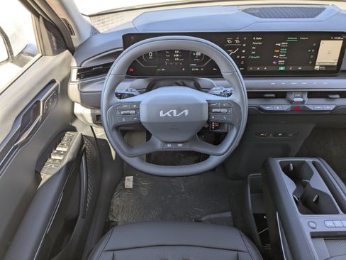 New 2026 Kia EV9 Wind image 19