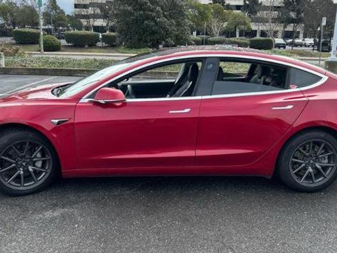 Used 2018 Tesla Model 3 Long Range image 5