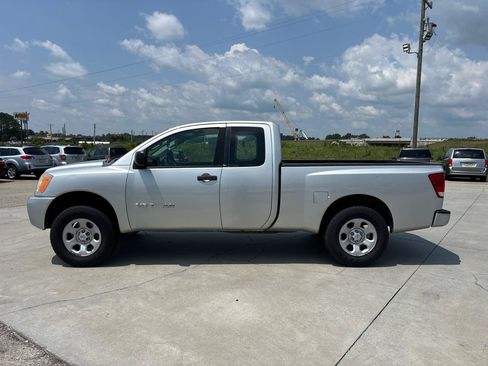 Used 2014 Nissan Titan S RWD image 7