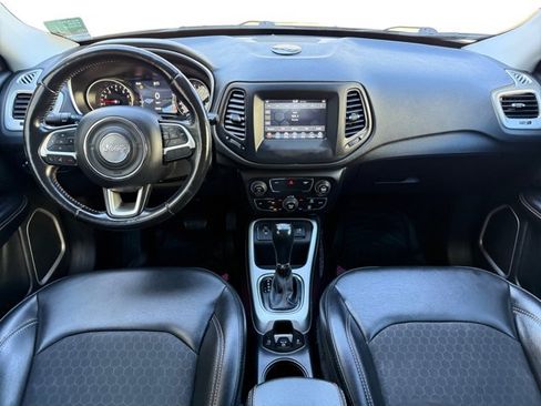 Used 2019 Jeep Compass Latitude w/ Popular Equipment Group FWD image 13